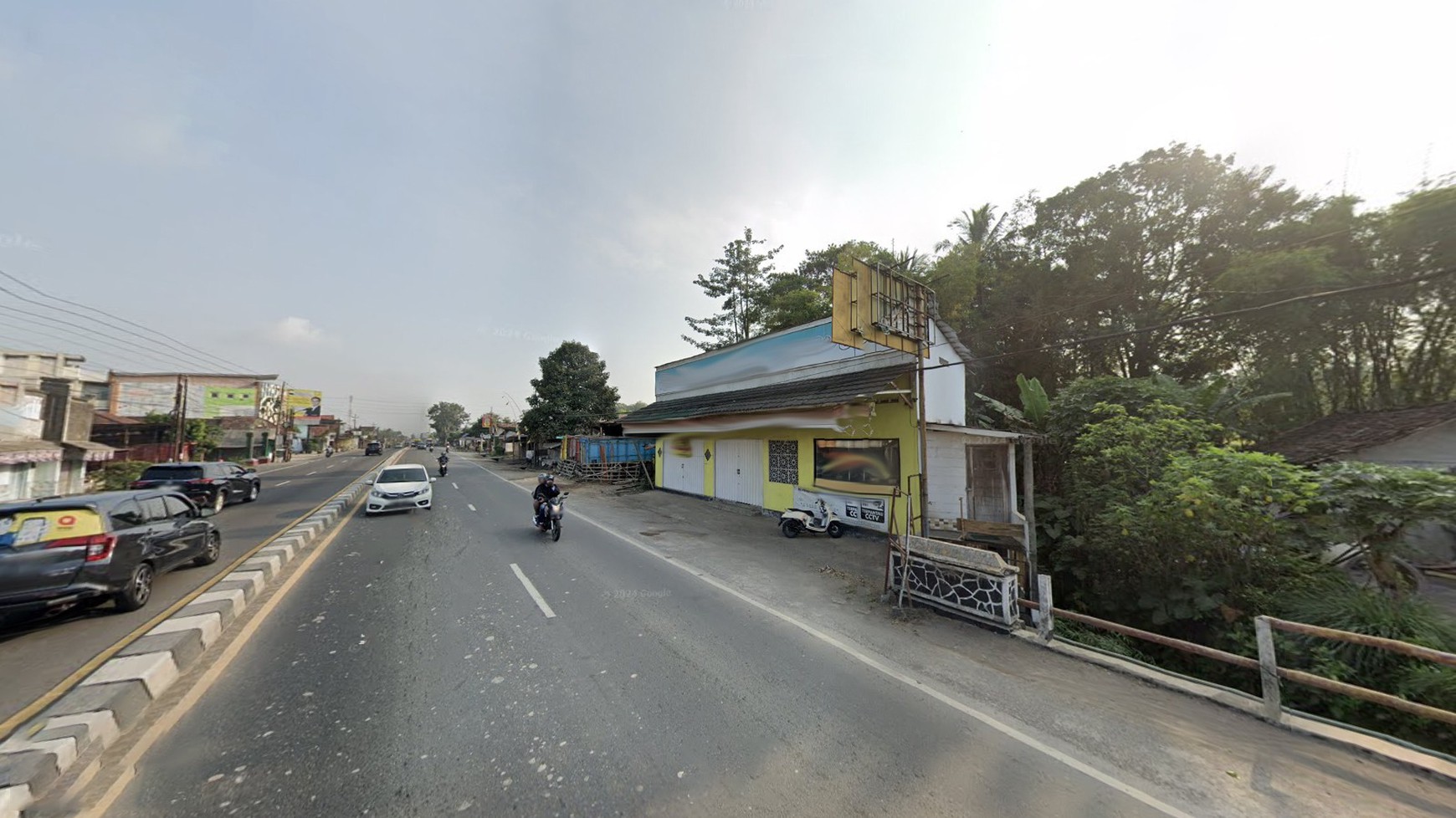 Miliki Ruang Usaha Lokasi Di Pinggir Jalan Jogja-Magelang