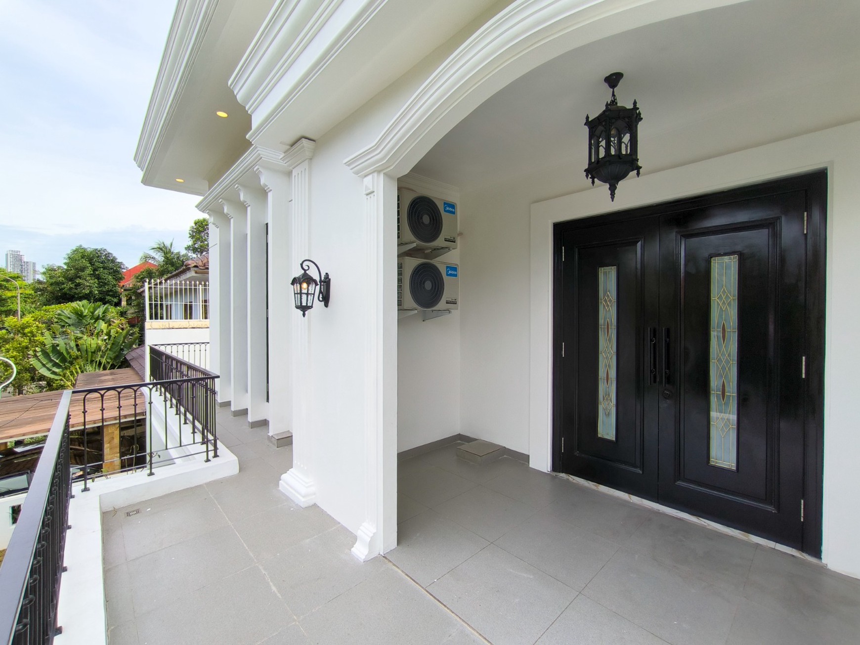 rumah di cluster exclusive sek 9