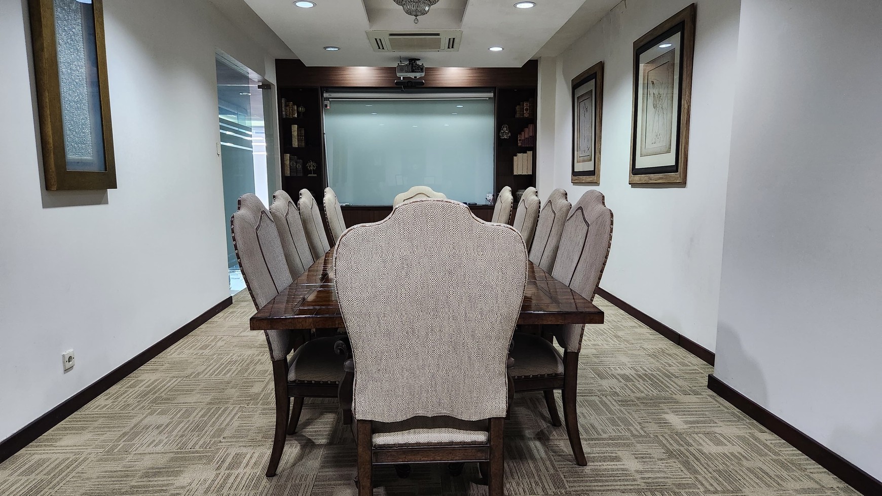 Gedung Kantor Mini Building 4 Lantai Mewah + Entertainment Roof Top - Prime Location - di Tebet Jakarta Selatan