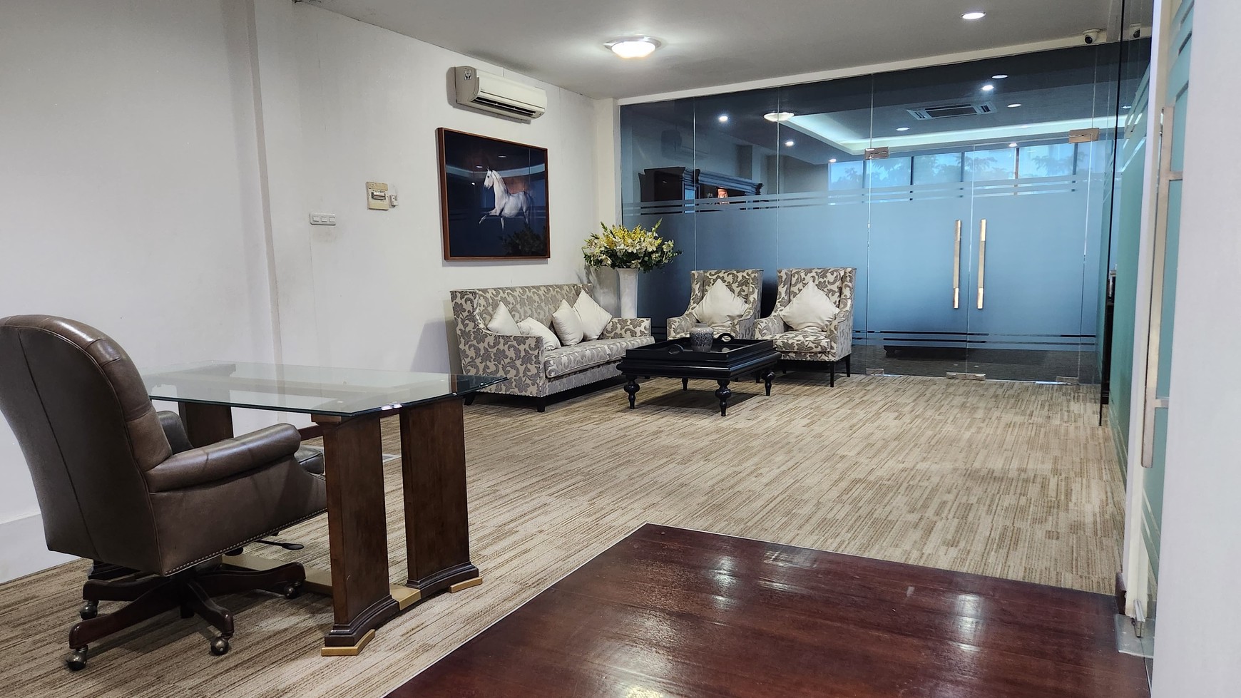 Gedung Kantor Mini Building 4 Lantai Mewah + Entertainment Roof Top - Prime Location - di Tebet Jakarta Selatan