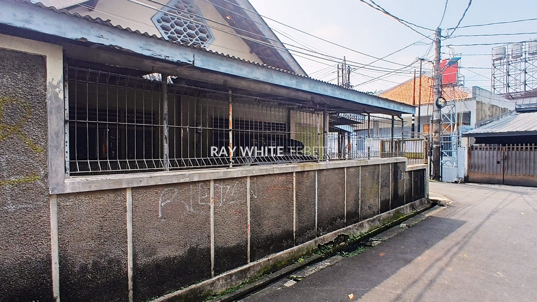 Rumah SHM Hook Hitung Tanah di Cipinang, Jatinegara Jaktim