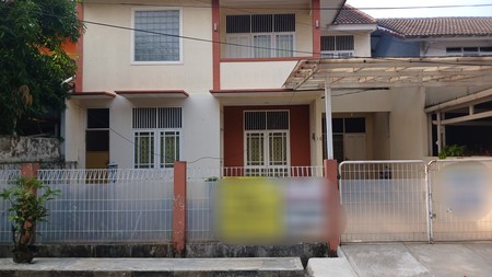 Rumah rapih bersih dalam komplek Bumi Pesanggrahan Mas Petukangan Jaksel