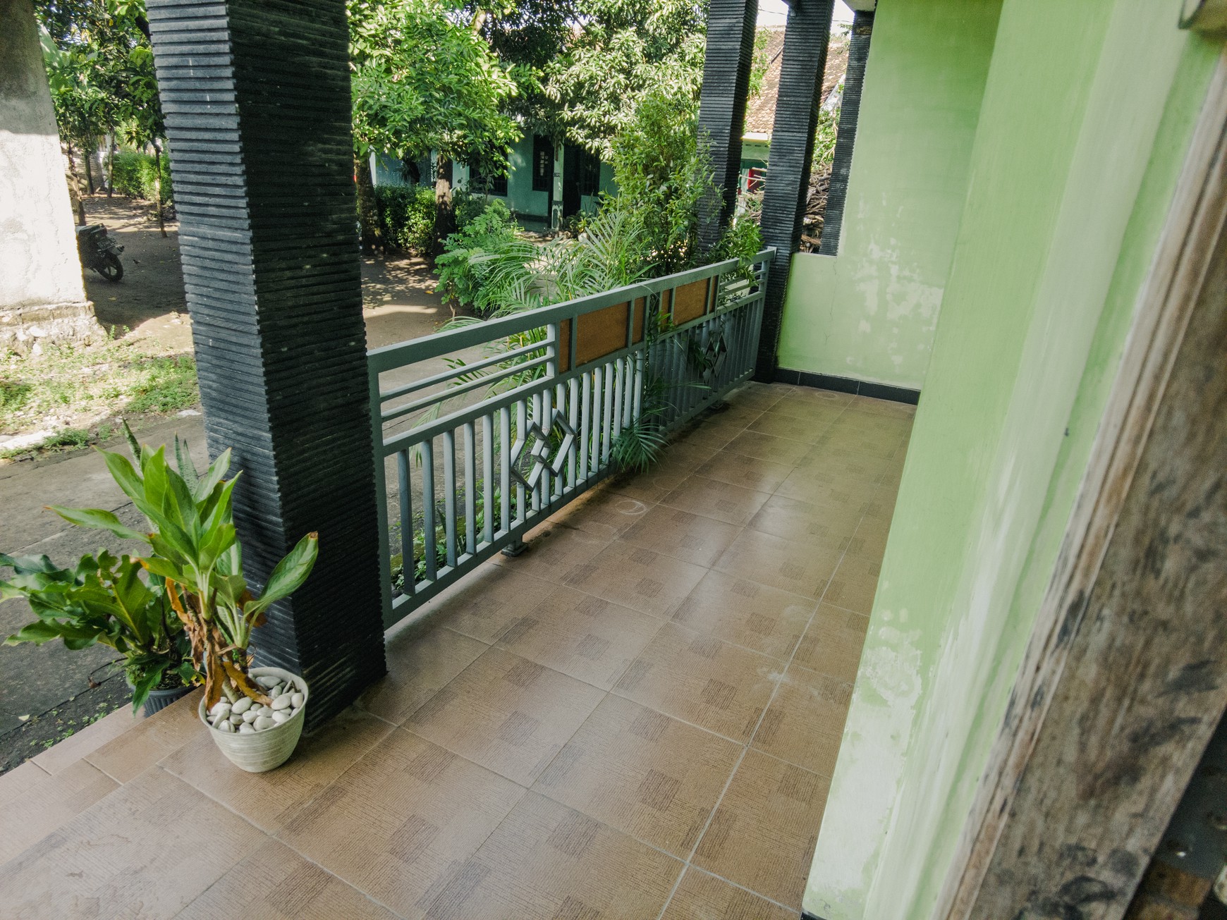 Rumah Tinggal 2 Lantai Lokasi Dekat Puskesmas Berbah Sleman 