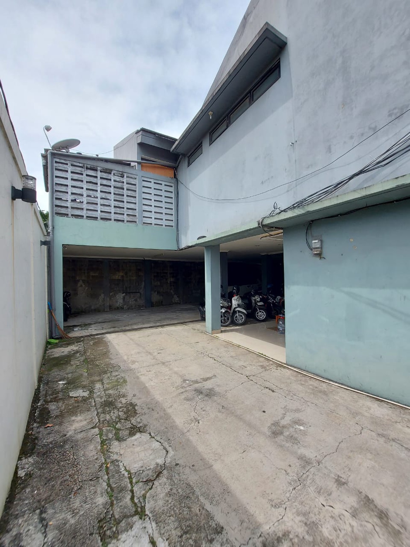 Kos 12 Kamar di Cilandak - Lokasi Emas Dekat MRT & Tol 