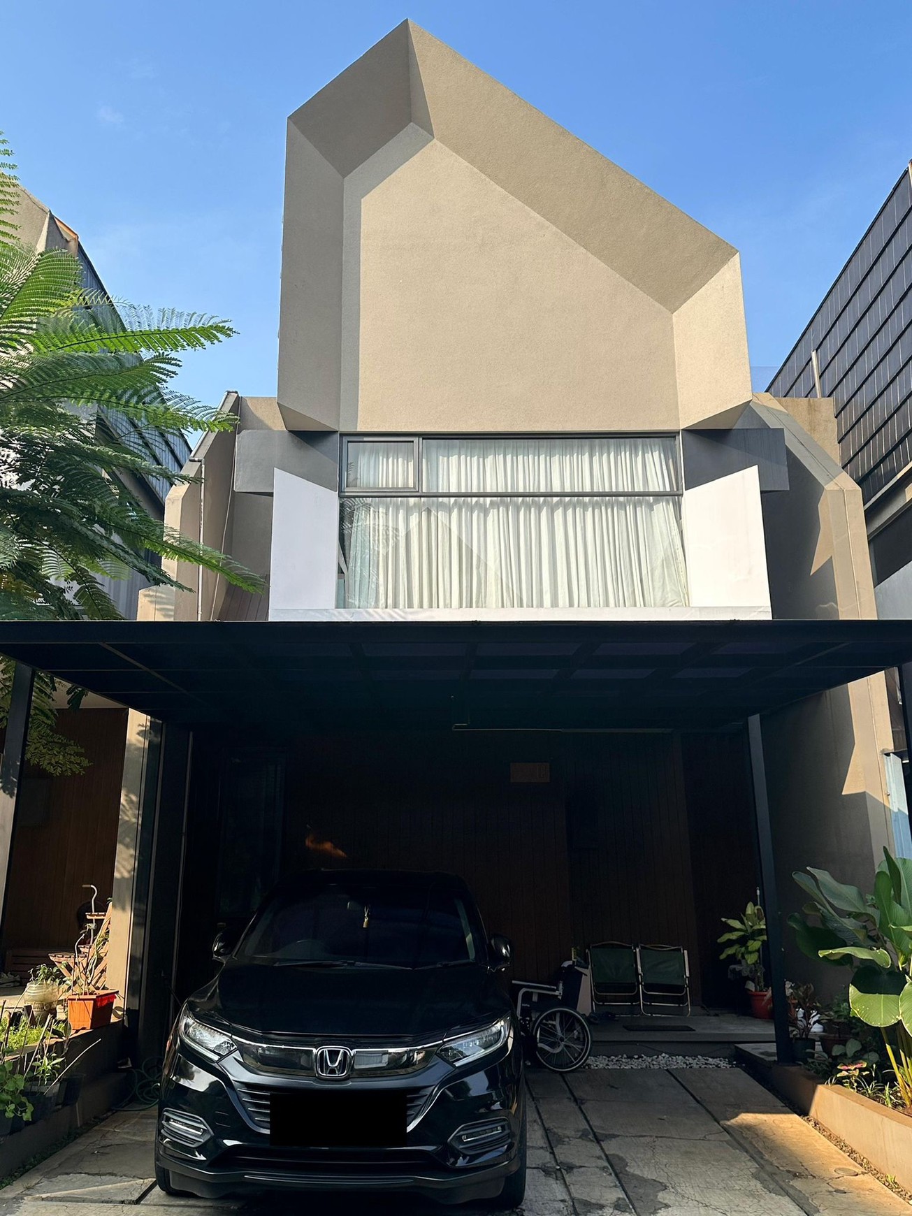 For Sale Rumah Cantik Fully Furnished di Private Cluster Dekat Sekolah Cikal Amri Setu Cipayung