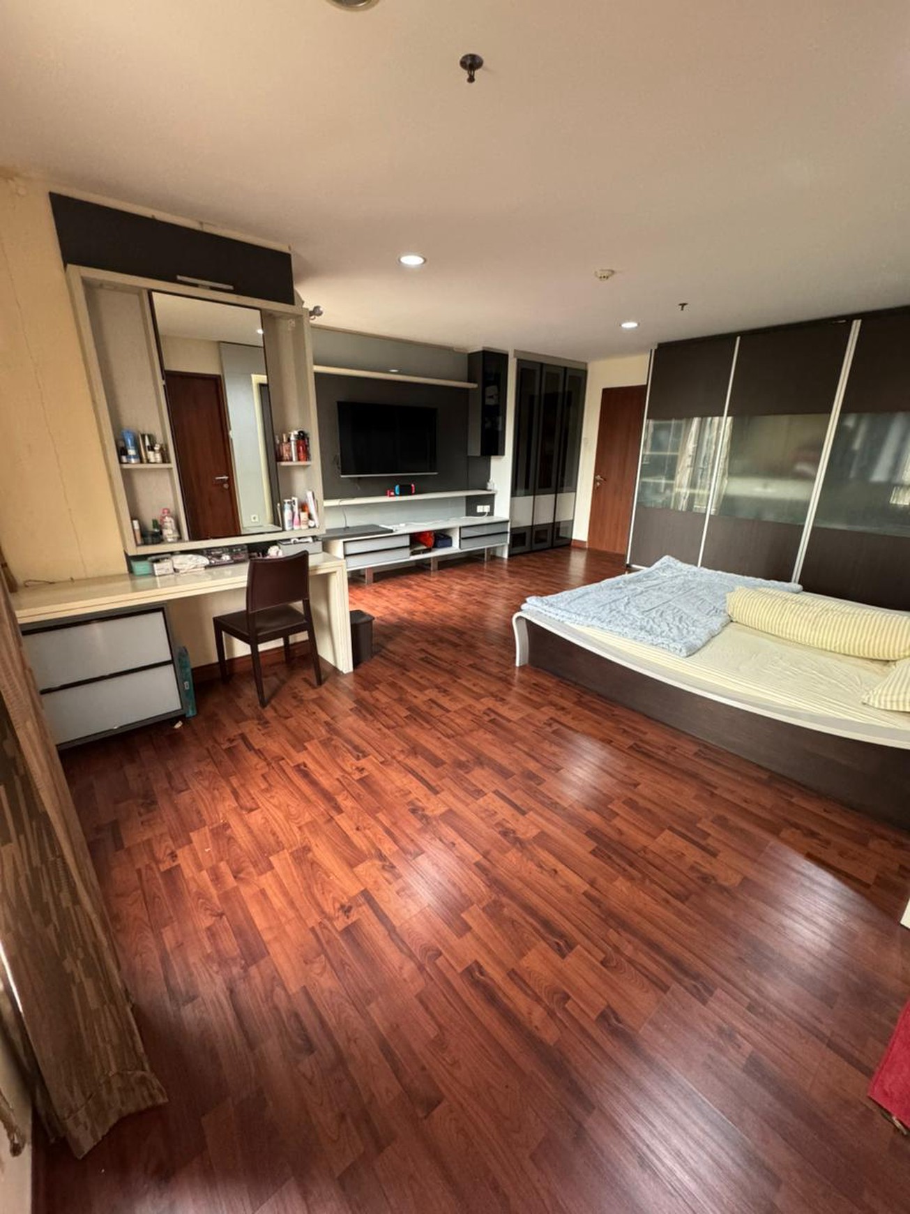 Dijual Apartment Permata Hijau Residence, Jakarta Selatan