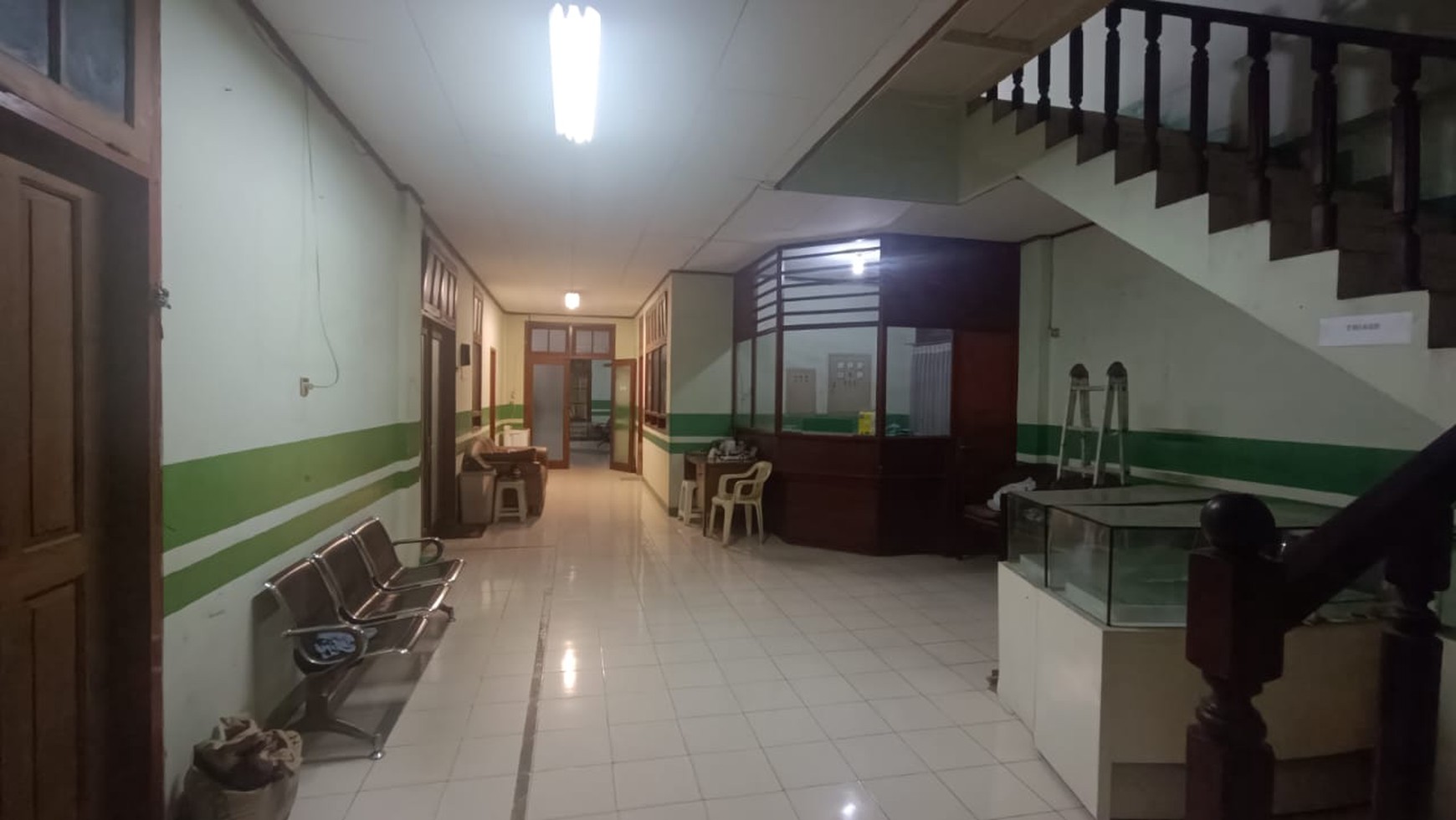 Dijual Harga Bersaing Gedung Cirendeu, Cocok untuk Rumah Sakit, Sekolah, Kantor