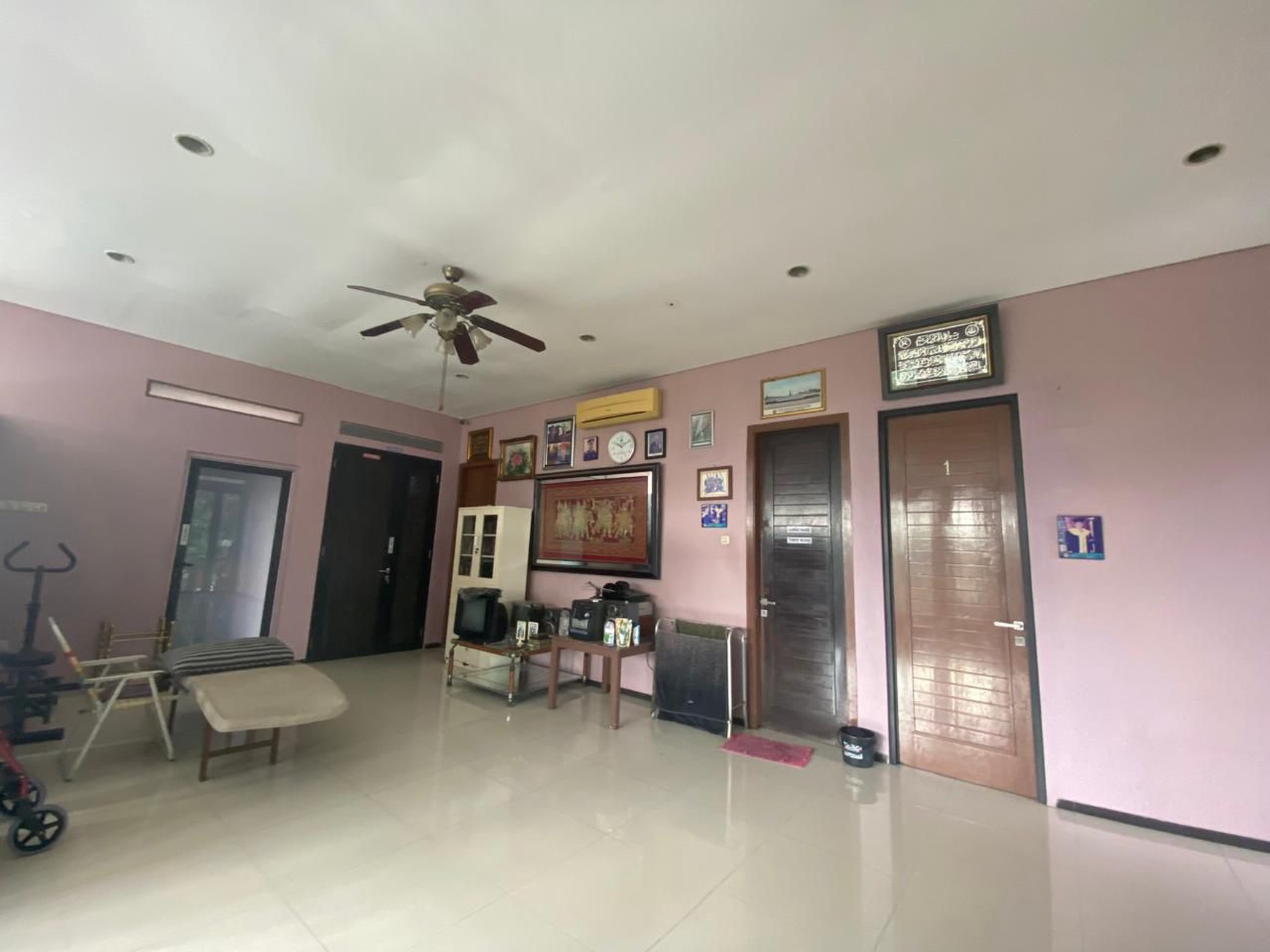Rumah dii Sektor 7 Bintaro, lokasi dekat dg ke toll, RS Bintaro,  Lotte, BXC dan st kereta Juramangu...