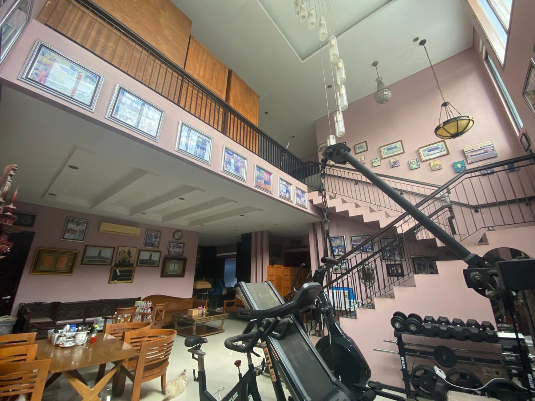 Rumah dii Sektor 7 Bintaro, lokasi dekat dg ke toll, RS Bintaro,  Lotte, BXC dan st kereta Juramangu...