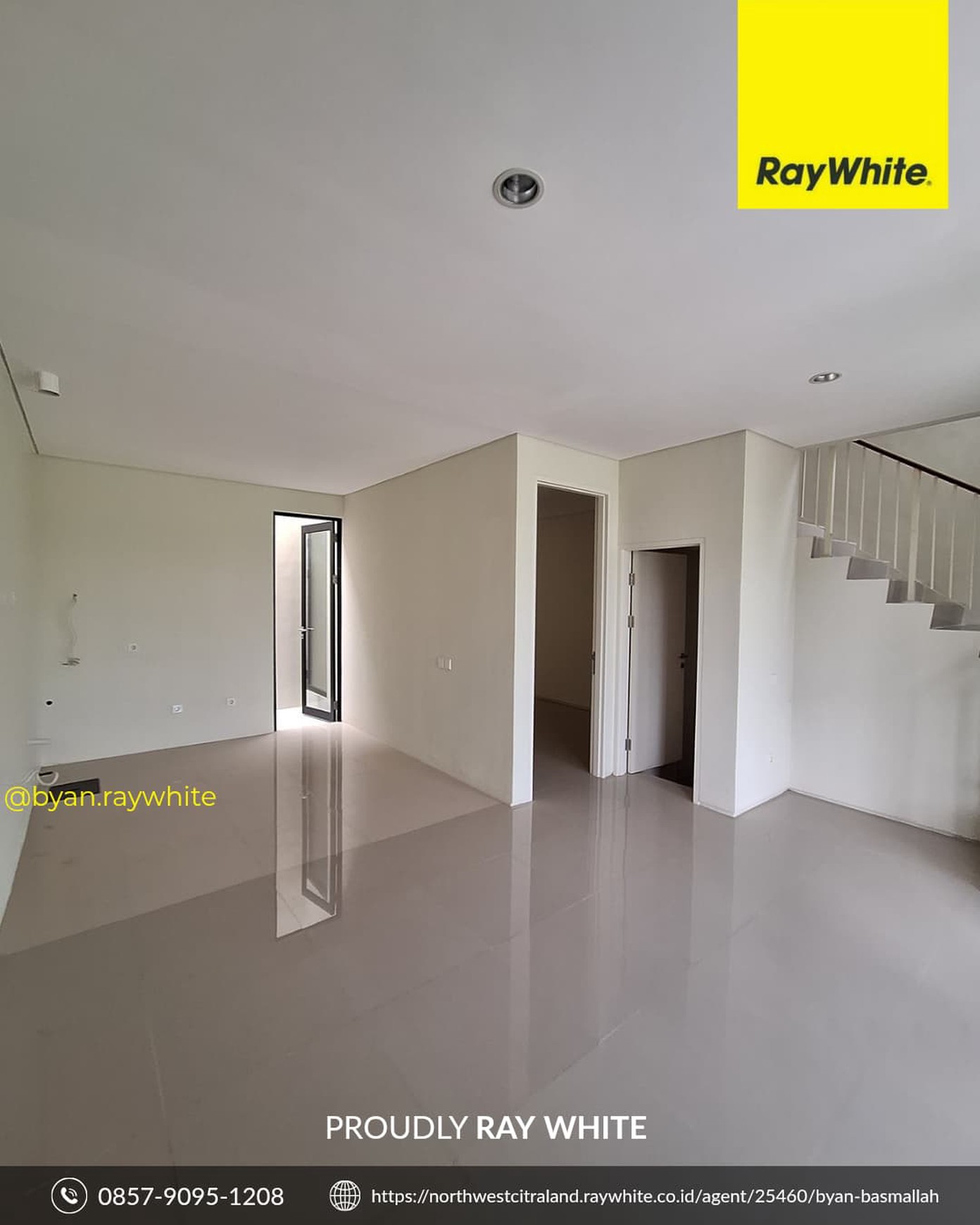 DIJUAL RUMAH MODERN DESIGN - NORTHWEST HILL CITRALAND