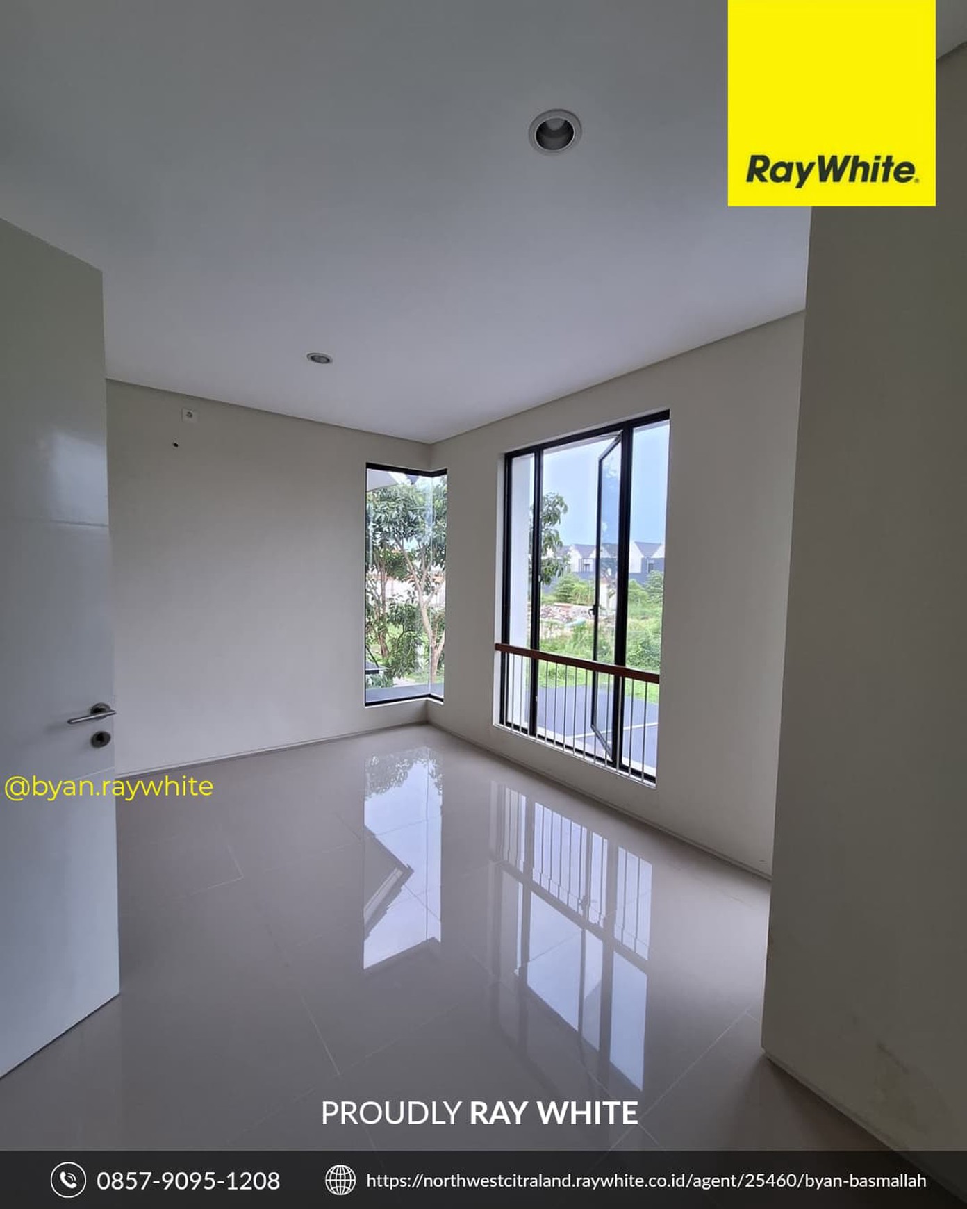 DIJUAL RUMAH MODERN DESIGN - NORTHWEST HILL CITRALAND