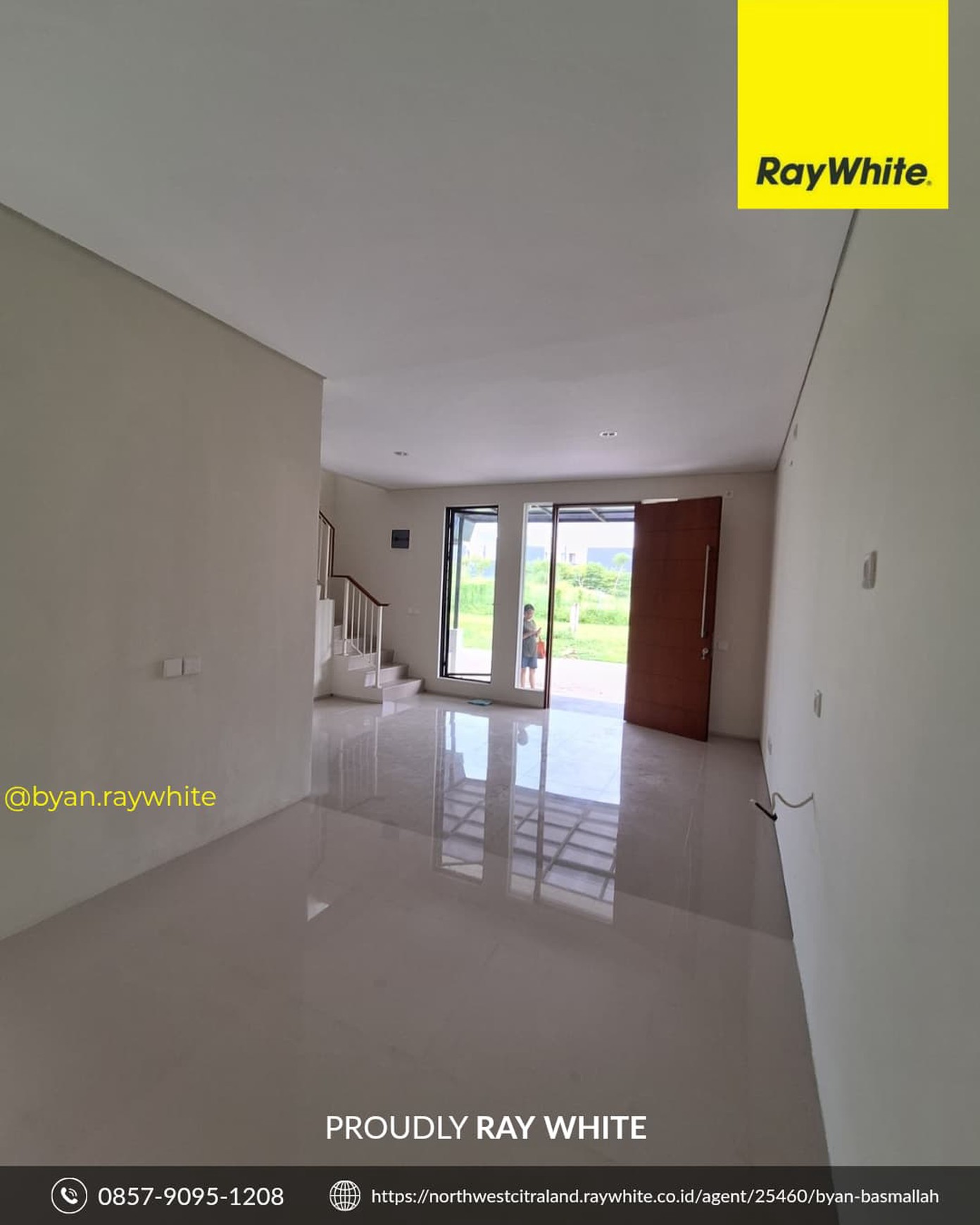 DIJUAL RUMAH MODERN DESIGN - NORTHWEST HILL CITRALAND
