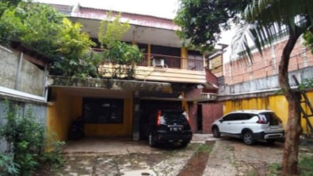 Dijual Rumah Lokasi Strategis di Jakarta Selatan