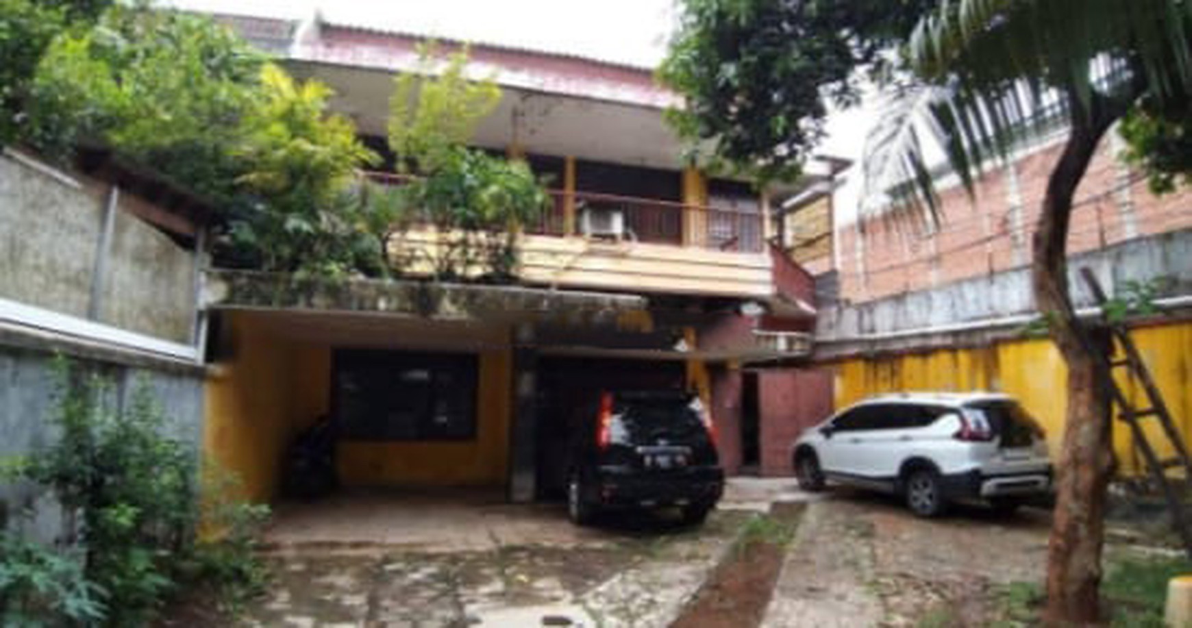 Dijual Rumah Lokasi Strategis di Jakarta Selatan