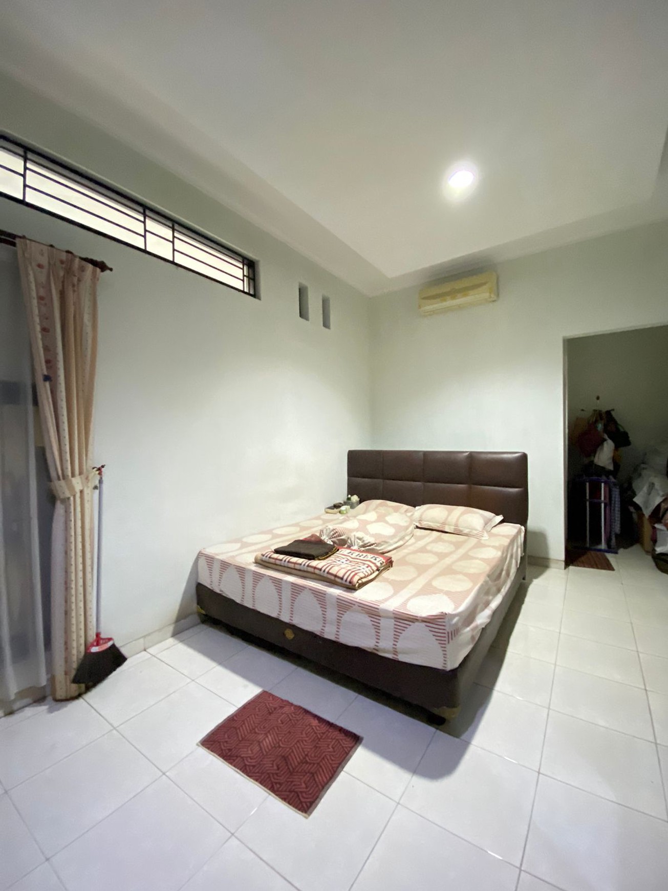 Rumah Ternyaman ada Rooftop Taman di Cinere - Dekat Mall & Tol, Siap Huni - Harga Nego