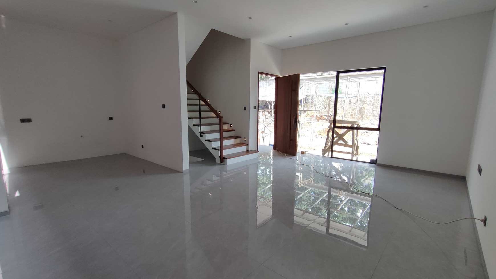 New Listing Rumah Baru di Bandung Utara Ada Smart Lock Door, Setraduta