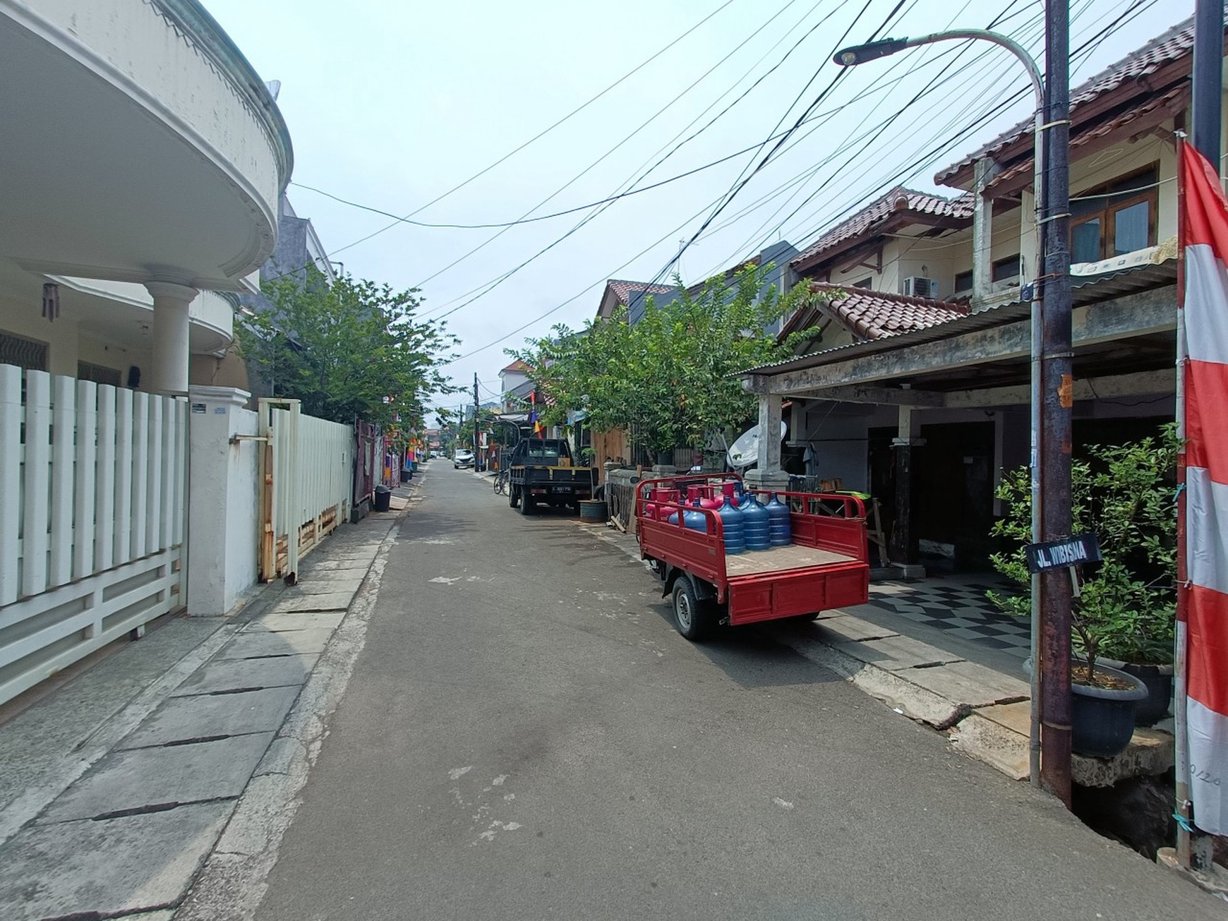 Rumah BCS, Wibisana, Kelapa Gading Luas 157m2