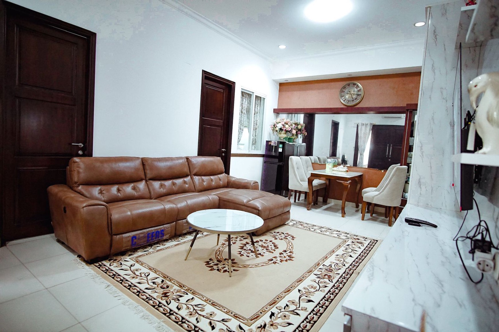 Rumah di Jati Asih Akses Jalan dapat dilalui 2 Mobil
