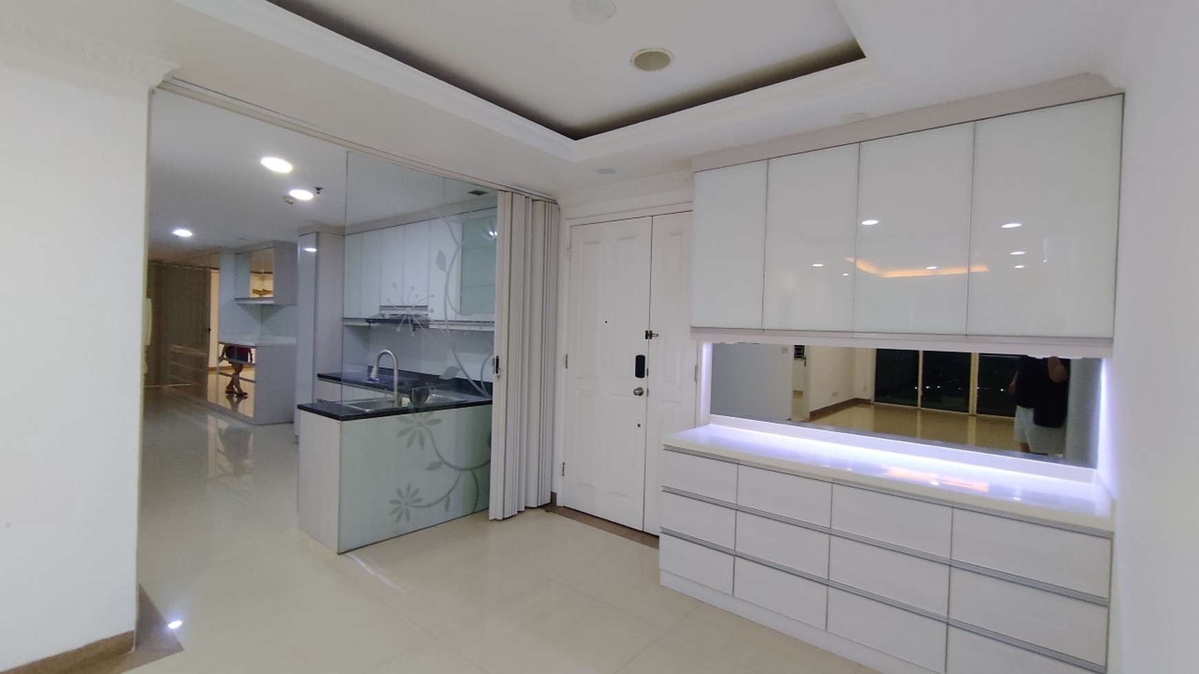 Apartemen French Walk Twr Paris Garden, Kelapa Gading