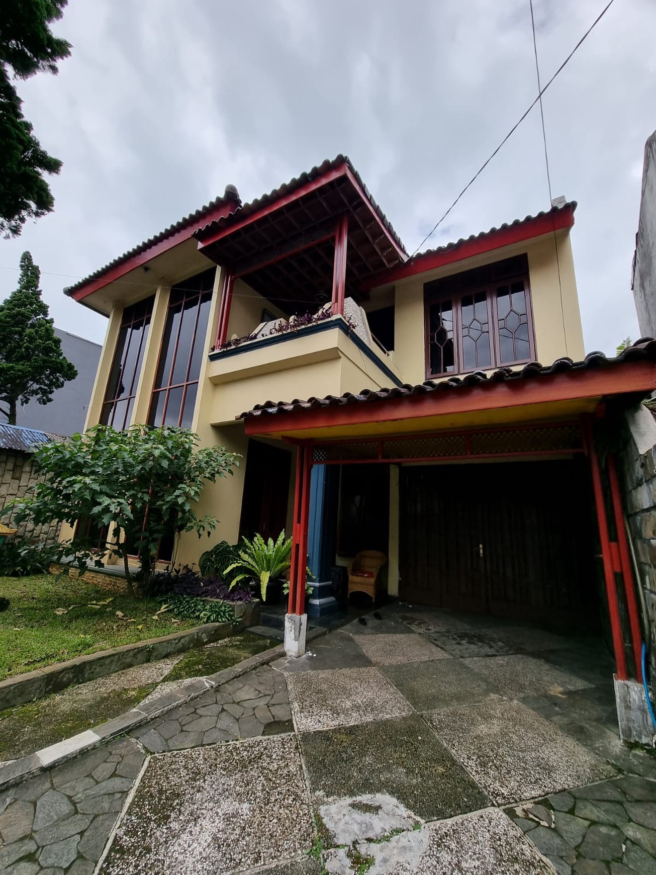 Rumah 2 Lantai Siap Huni dengan Hunian Nyaman dan Asri @Cipanas, Jawa Barat