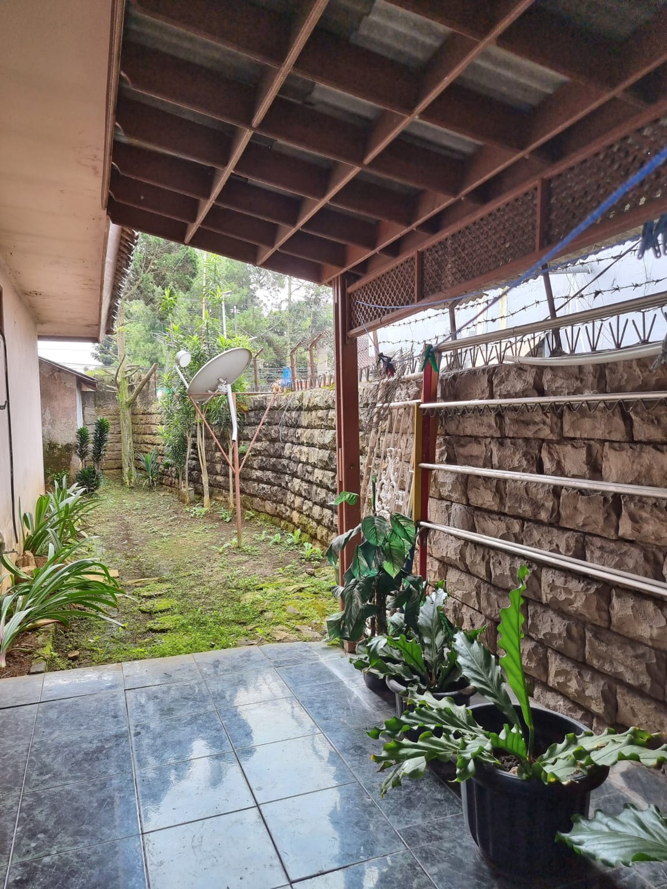 Rumah 2 Lantai Siap Huni dengan Hunian Nyaman dan Asri @Cipanas, Jawa Barat