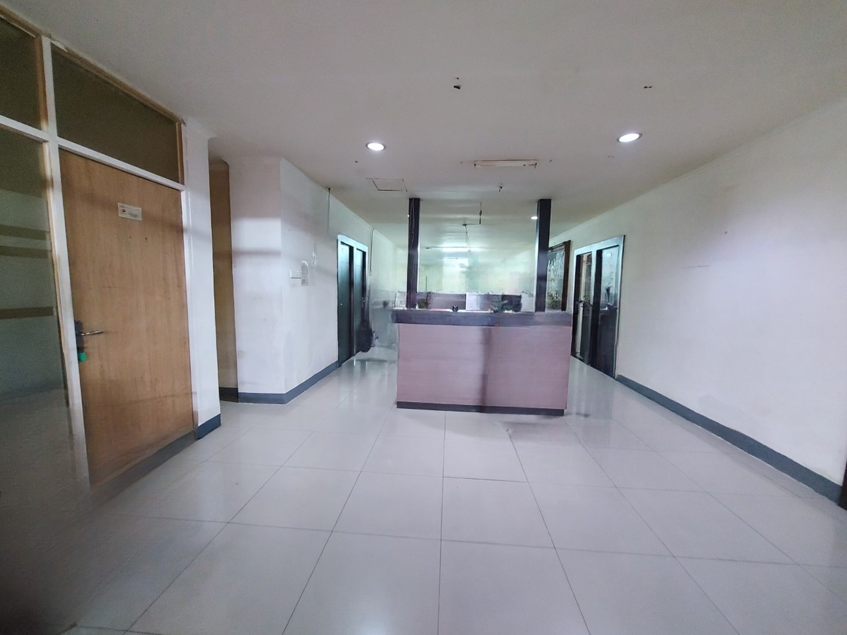 Hotel 3-1/2 lantai 60 kamar di Sunter Kemayoran