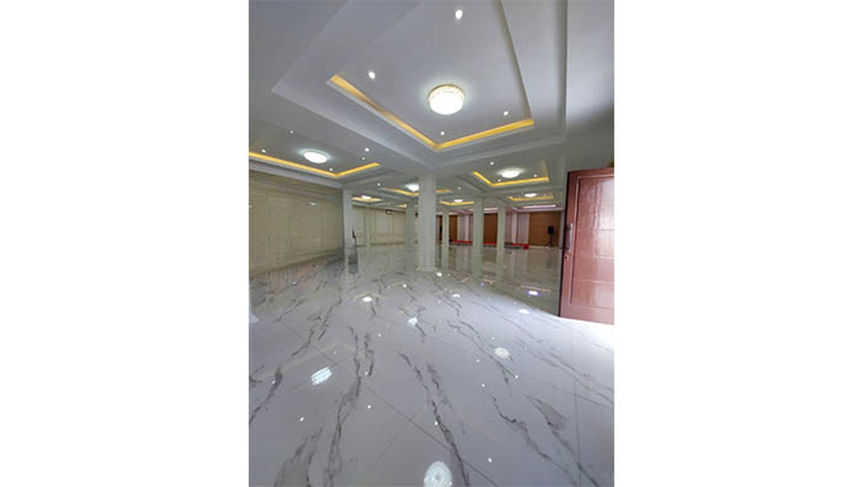 Hotel 3-1/2 lantai 60 kamar di Sunter Kemayoran