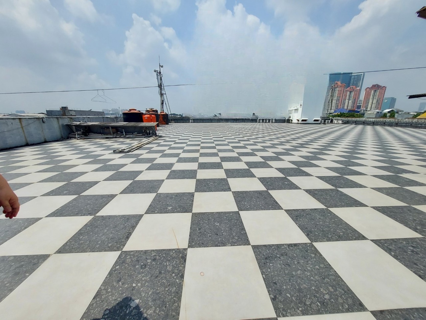 Hotel 3-1/2 lantai 60 kamar di Sunter Kemayoran