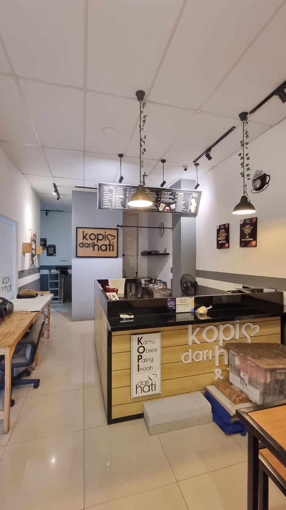 Ruko 3 Lantai Siap Pakai dan Lokasi Strategis
