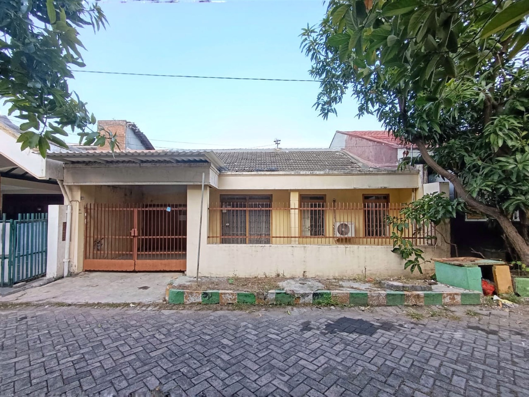 Rumah Minimalis Murah dengan 3 Kamar Di Rungkut Surabaya Timur