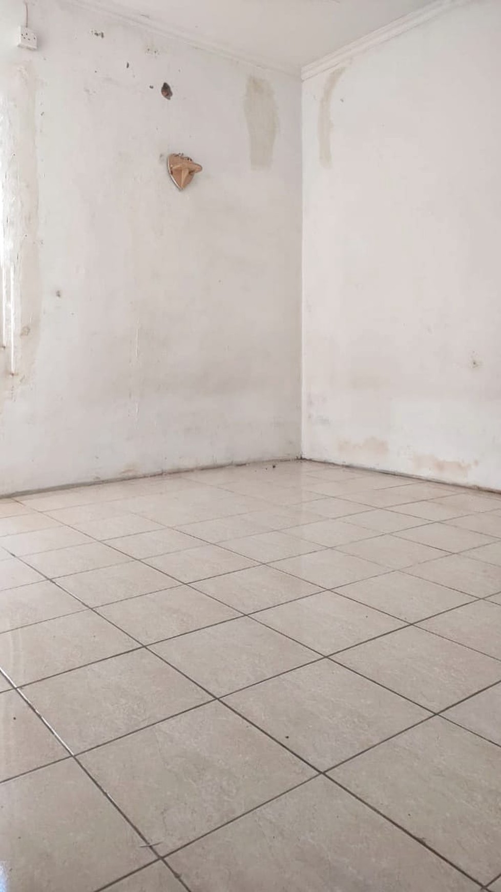 Rumah Minimalis Murah dengan 3 Kamar Di Rungkut Surabaya Timur