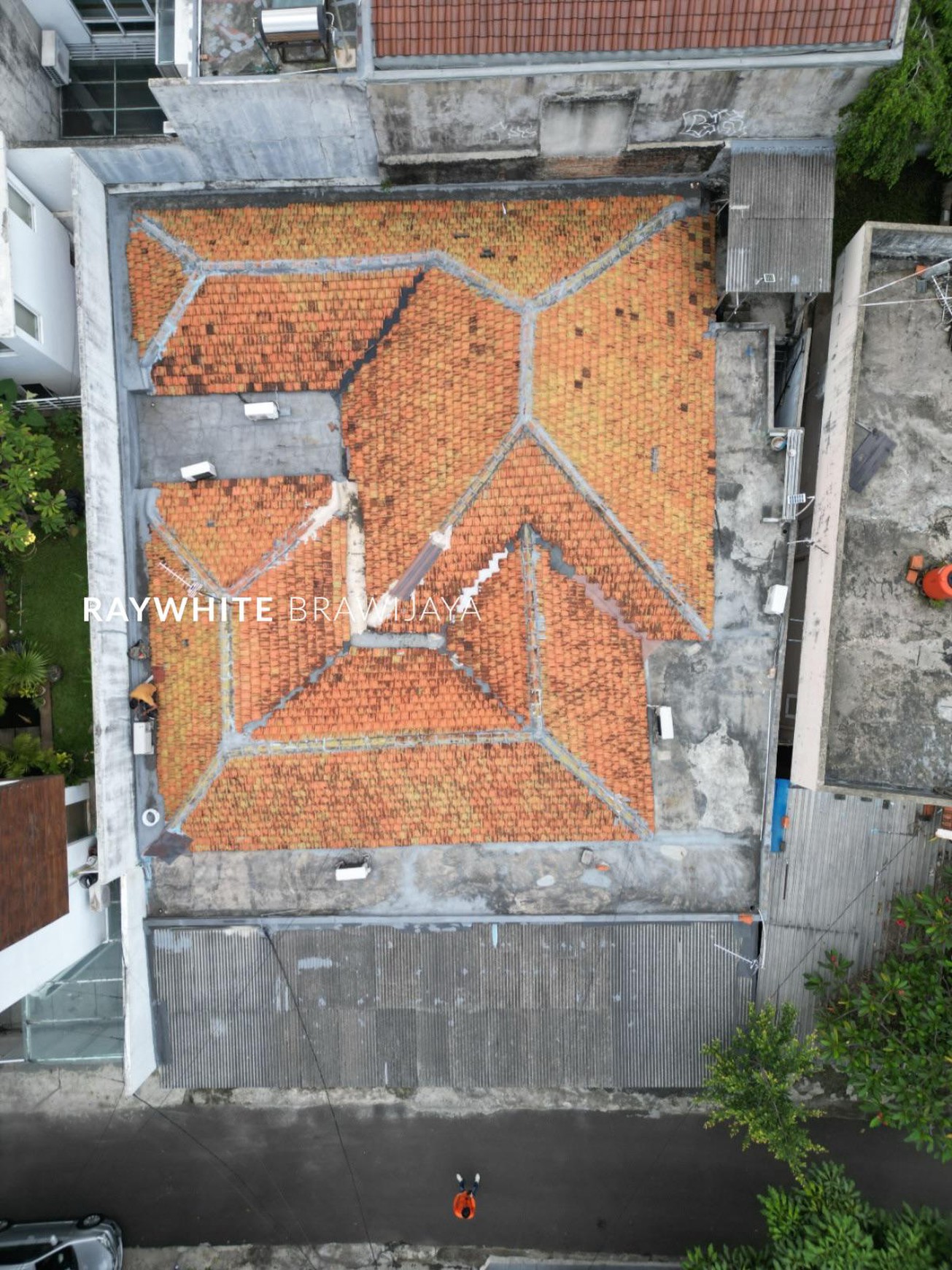 Rumah Hitung Tanah Lingkungan Tenang Area Kebayoran Baru