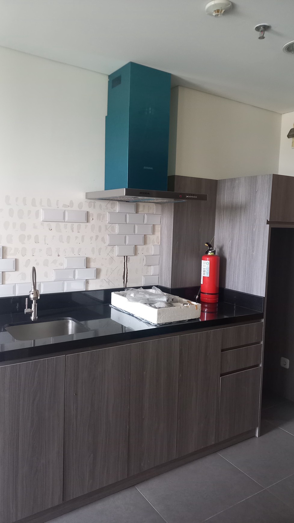 Apartemen Icon 2 bedroom dg furnish, lokasi dekat dg sektor 9 Bintaro...