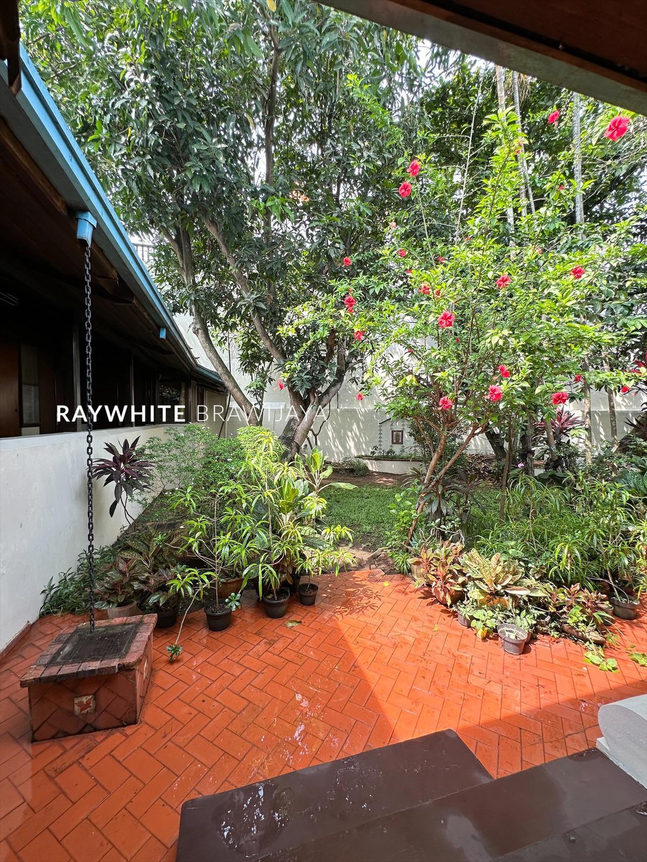 Rumah Tropical Design Dalam Kompleks - Fatmawati Cilandak