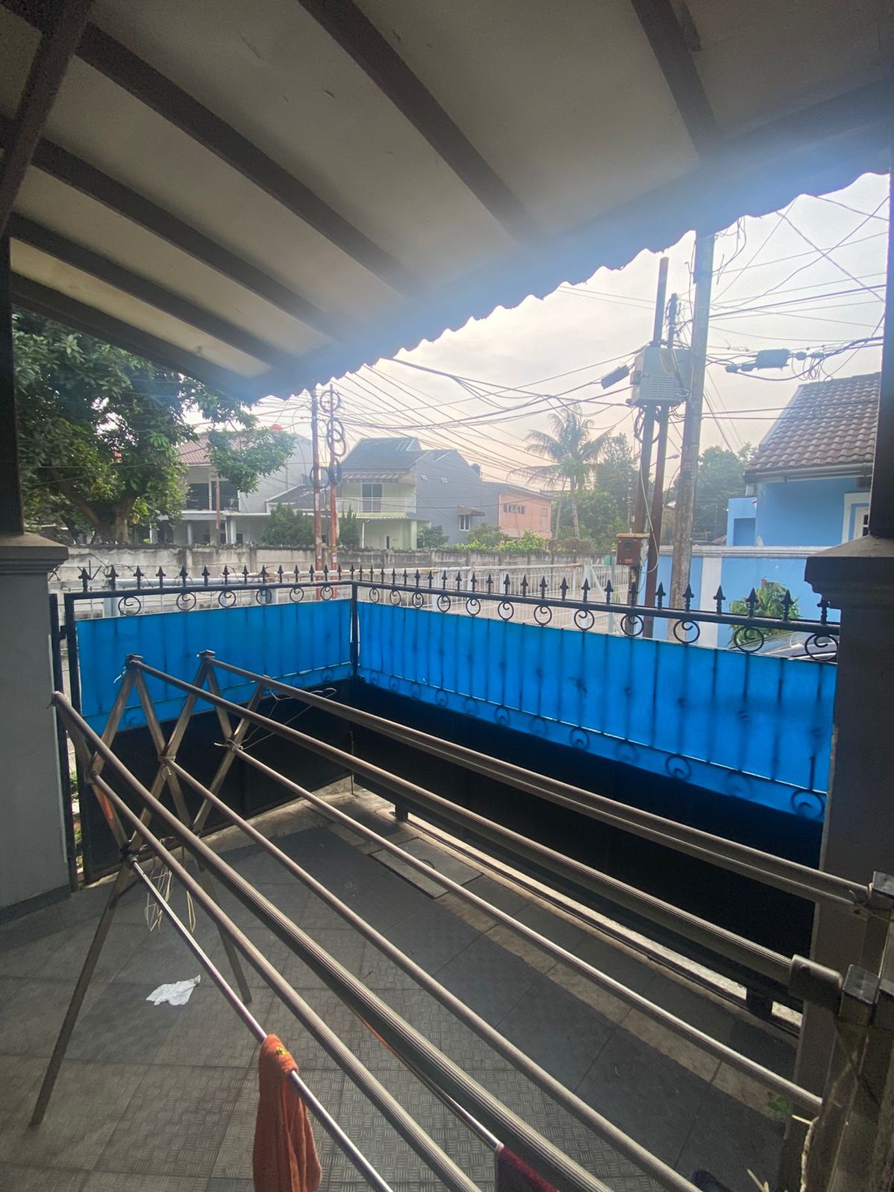Rumah Siap Huni dengan Hunian Nyaman dan Asri di Grah Raya Bintaro