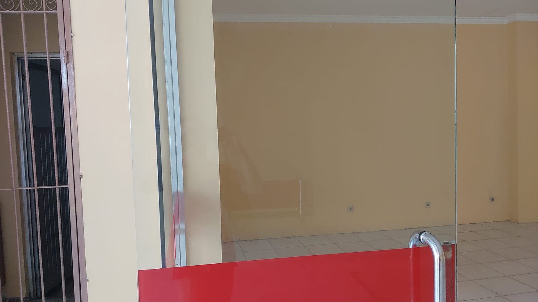 Ruko Siap Pakai dan Lokasi Strategis Pinggir Jalan Raya