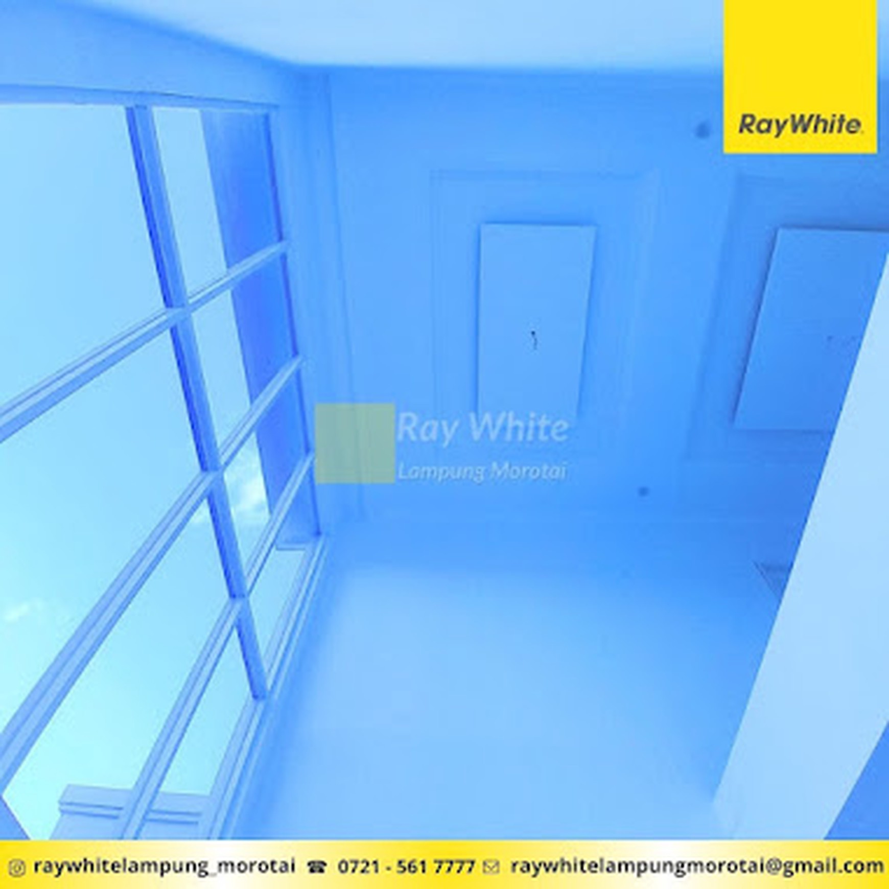 SALE/RENT Rumah Mewah Nuansa klasik modern Bonus kolam renang