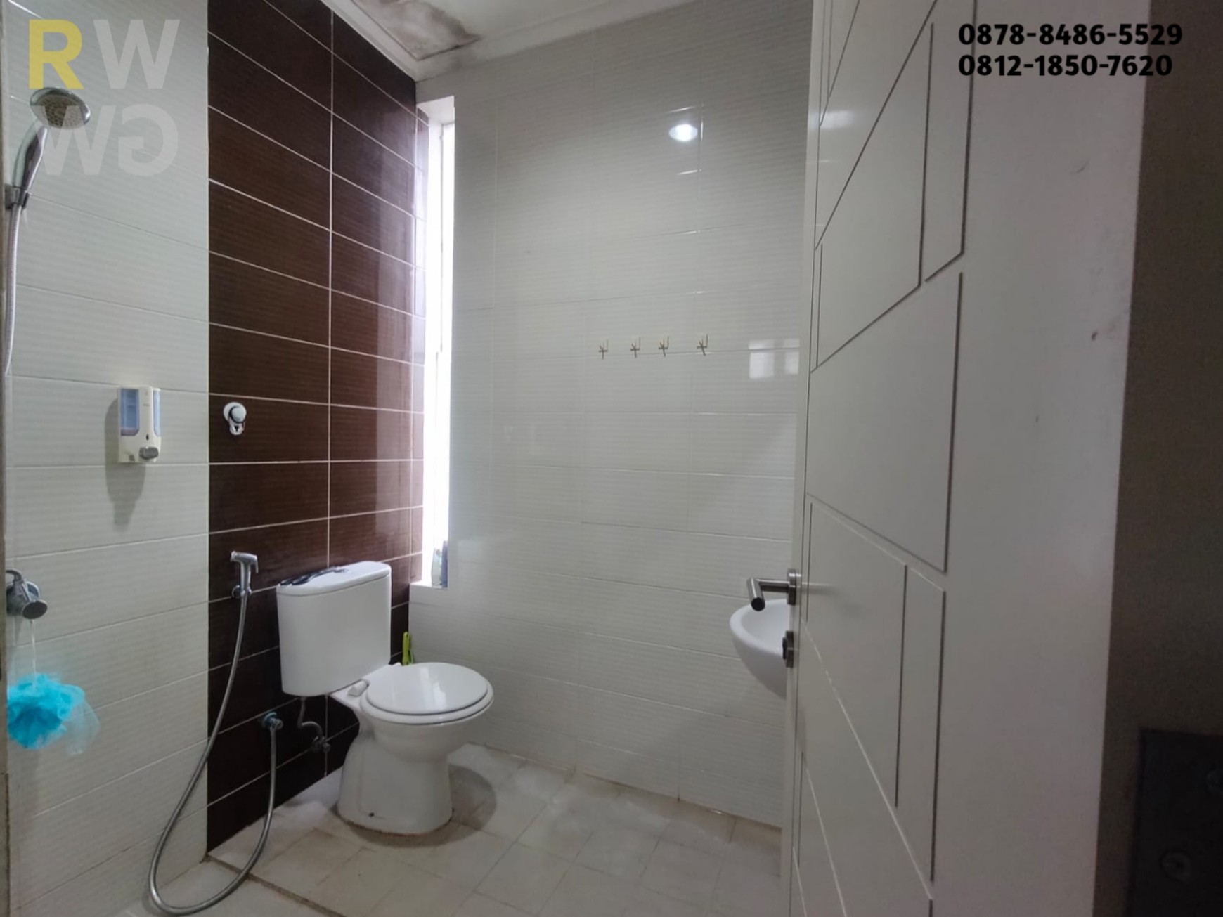 Rumah Dijual di Cluster La Monte Grand Wisata, Hunian Minimalis Dekat Mall Living World