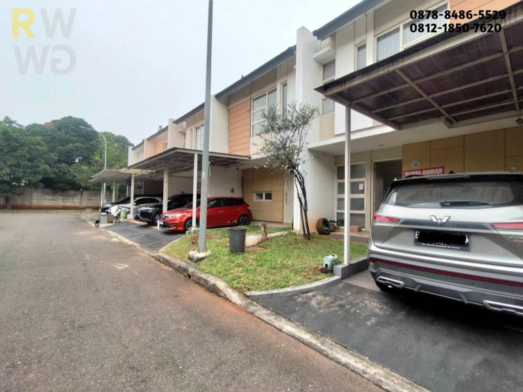 Rumah Dijual di Cluster La Monte Grand Wisata, Hunian Minimalis Dekat Mall Living World