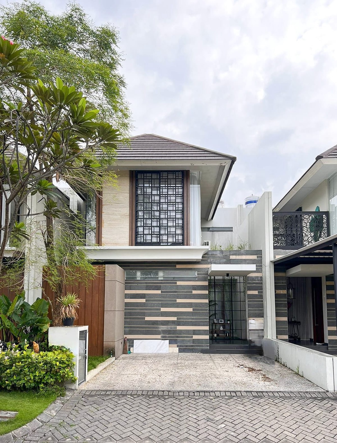 Prambanan Residence Semi Furnished Modern Minimalis Surabaya Barat