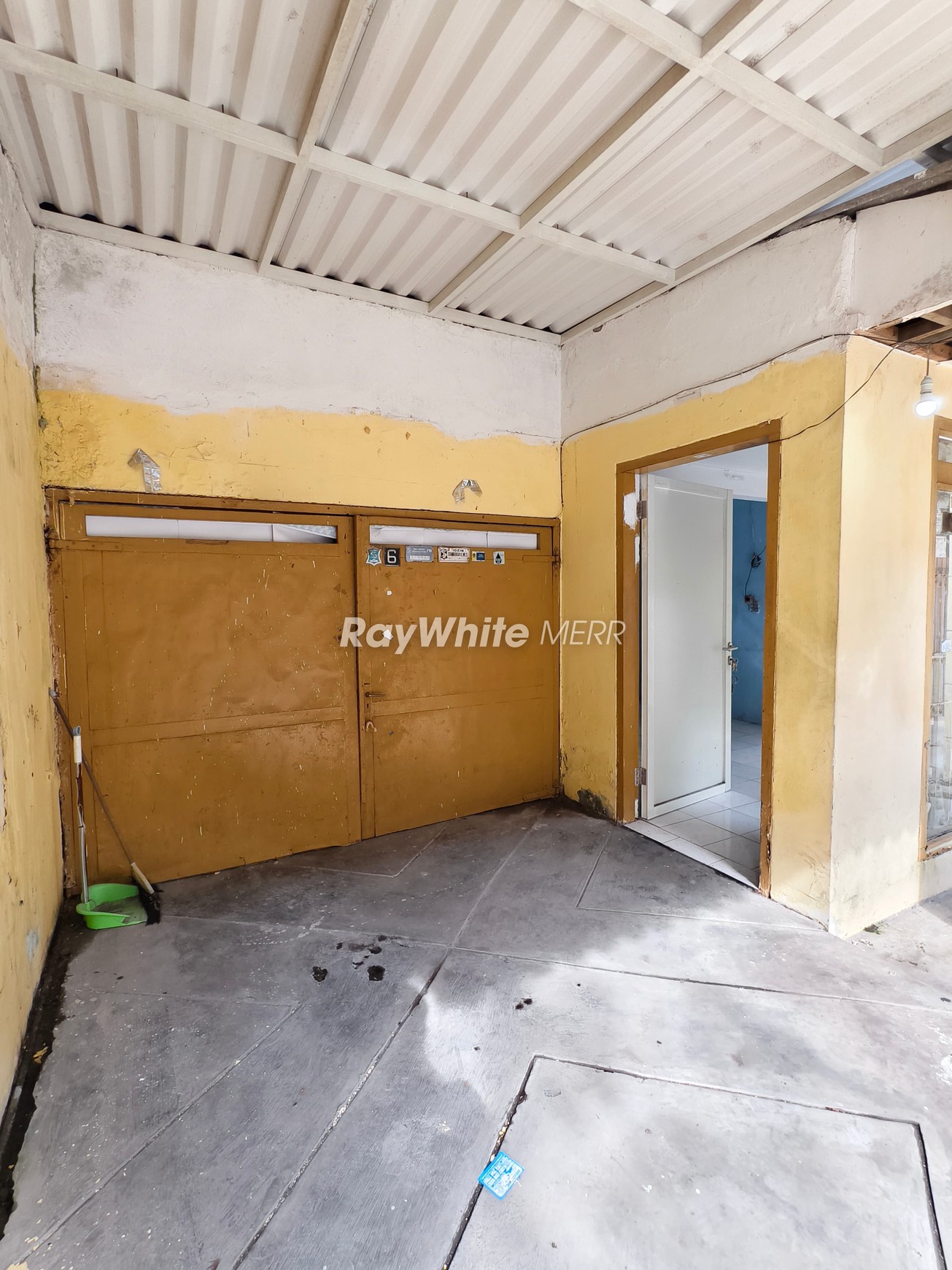 Rumah Tanah Luas 10x16 di Rungkut! Cocok Untuk Hunian atau Investasi