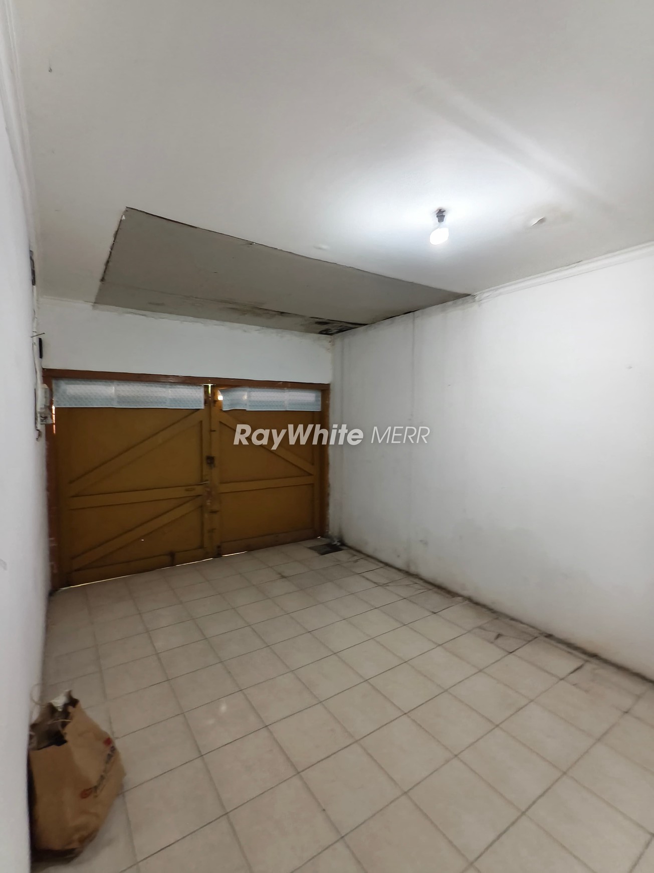 Rumah Tanah Luas 10x16 di Rungkut! Cocok Untuk Hunian atau Investasi