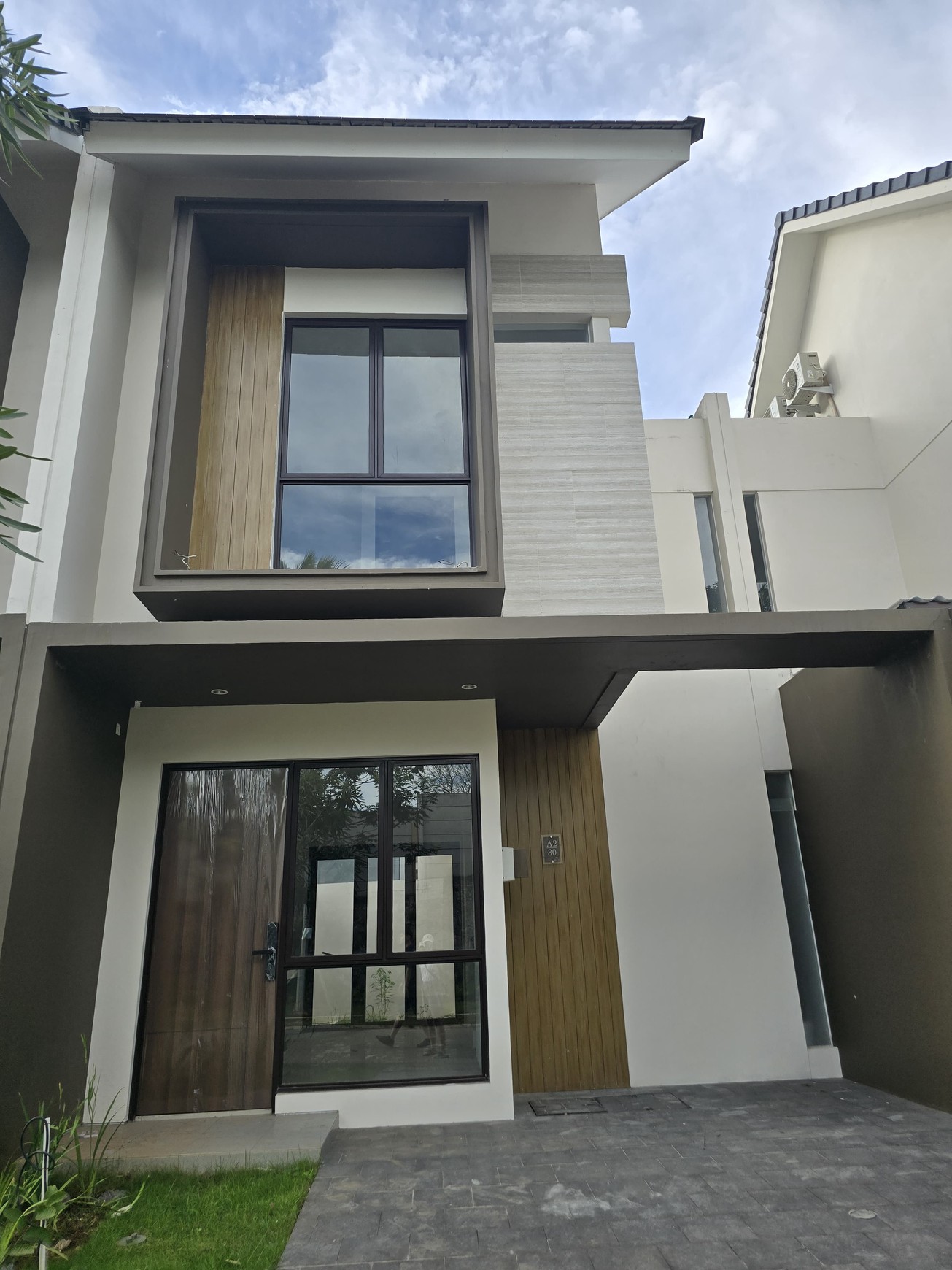 Dijual Rumah minimalis modern di Citra Garden Serpong BSD Tangerang Selatan