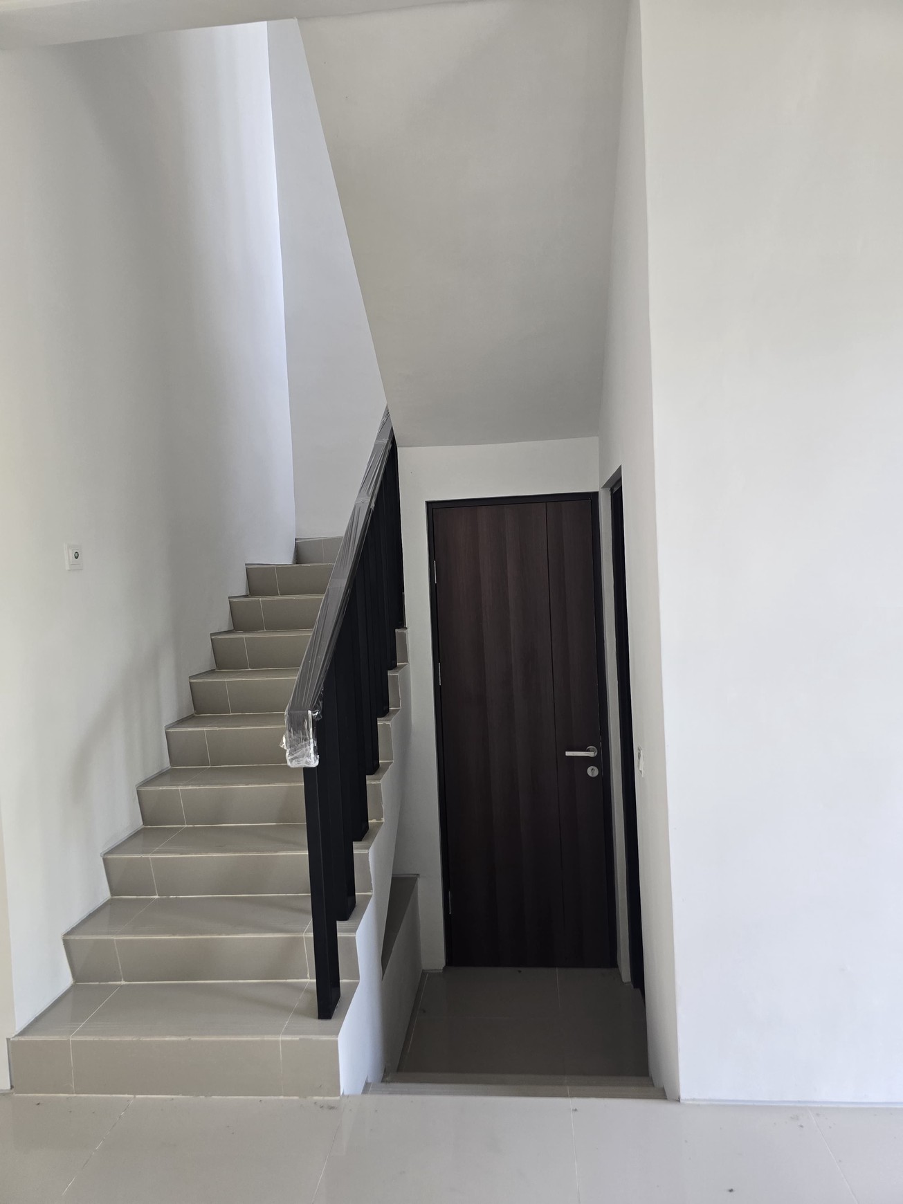 Dijual Rumah minimalis modern di Citra Garden Serpong BSD Tangerang Selatan