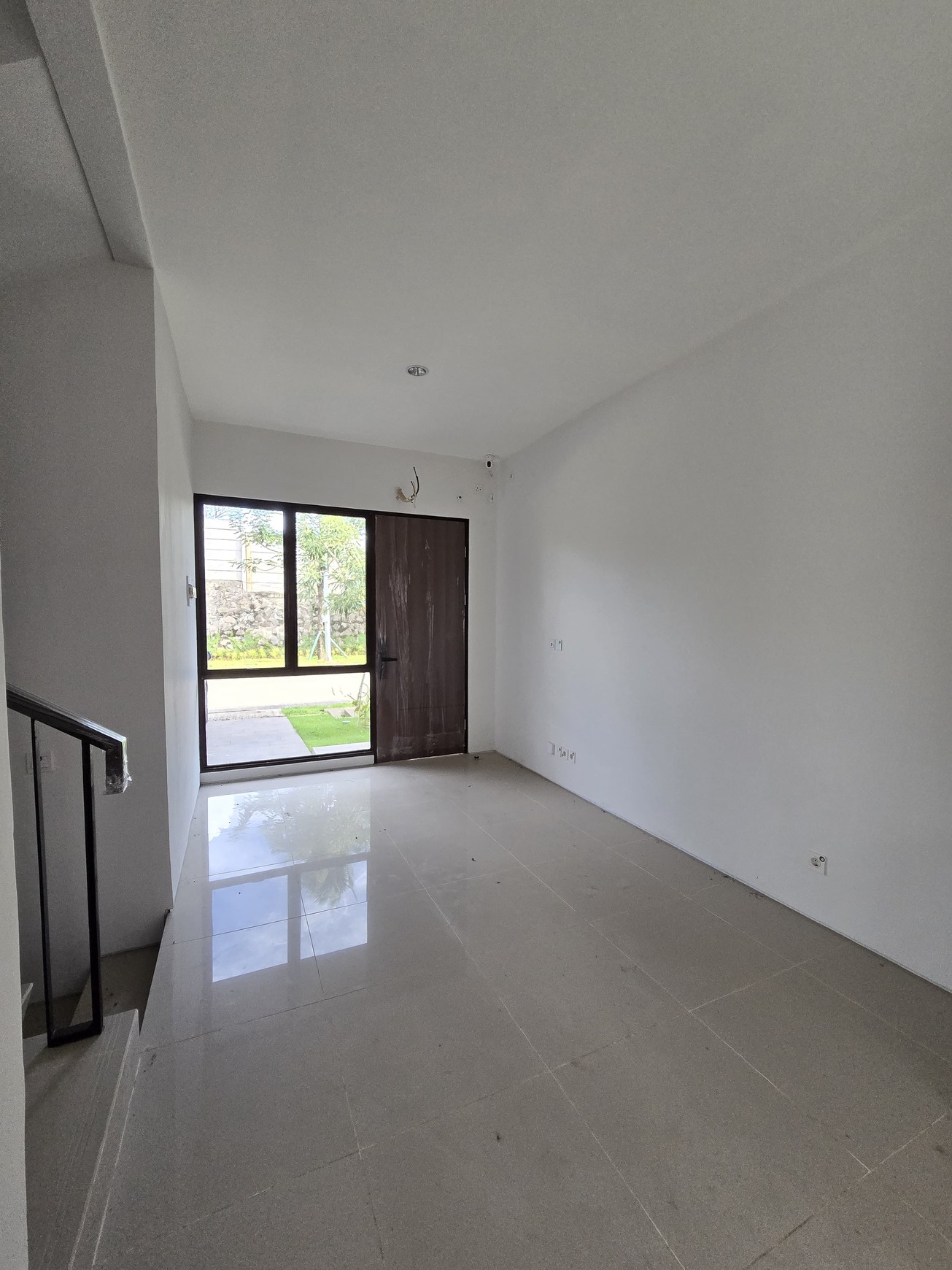 Dijual Rumah minimalis modern di Citra Garden Serpong BSD Tangerang Selatan