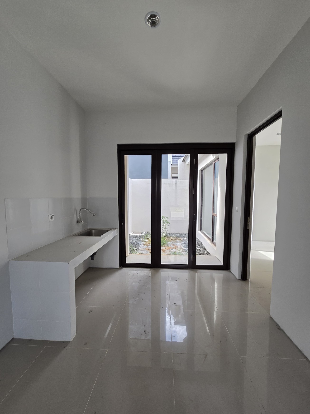 Dijual Rumah minimalis modern di Citra Garden Serpong BSD Tangerang Selatan