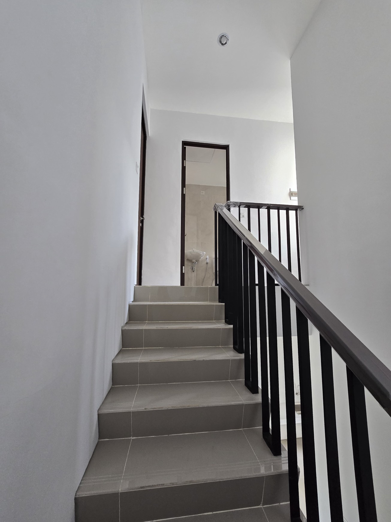 Dijual Rumah minimalis modern di Citra Garden Serpong BSD Tangerang Selatan