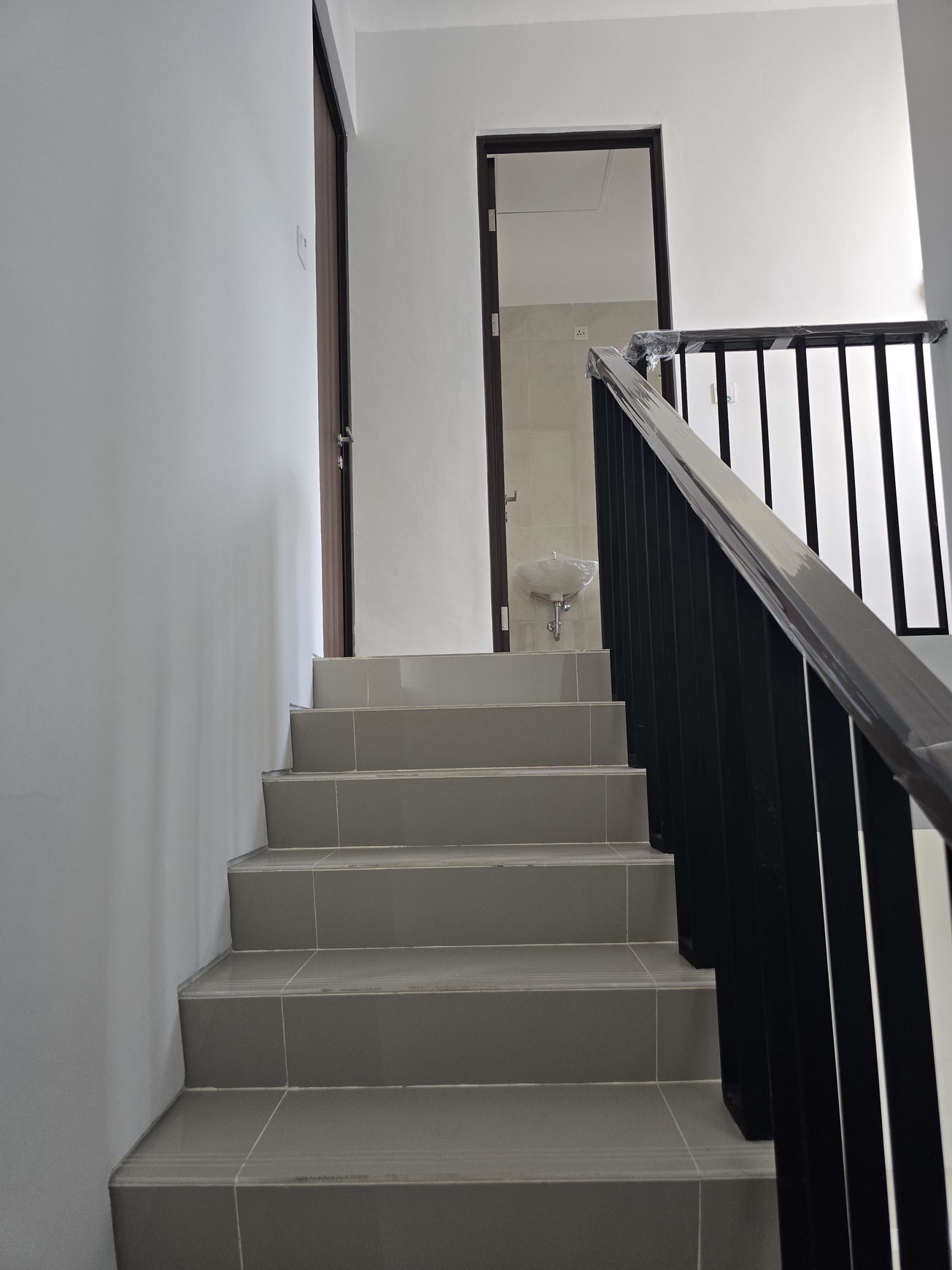 Dijual Rumah minimalis modern di Citra Garden Serpong BSD Tangerang Selatan