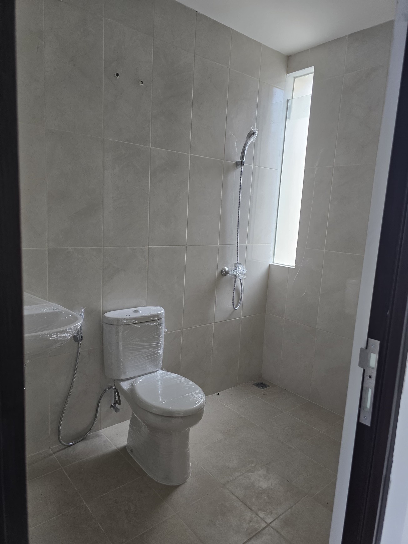 Dijual Rumah minimalis modern di Citra Garden Serpong BSD Tangerang Selatan