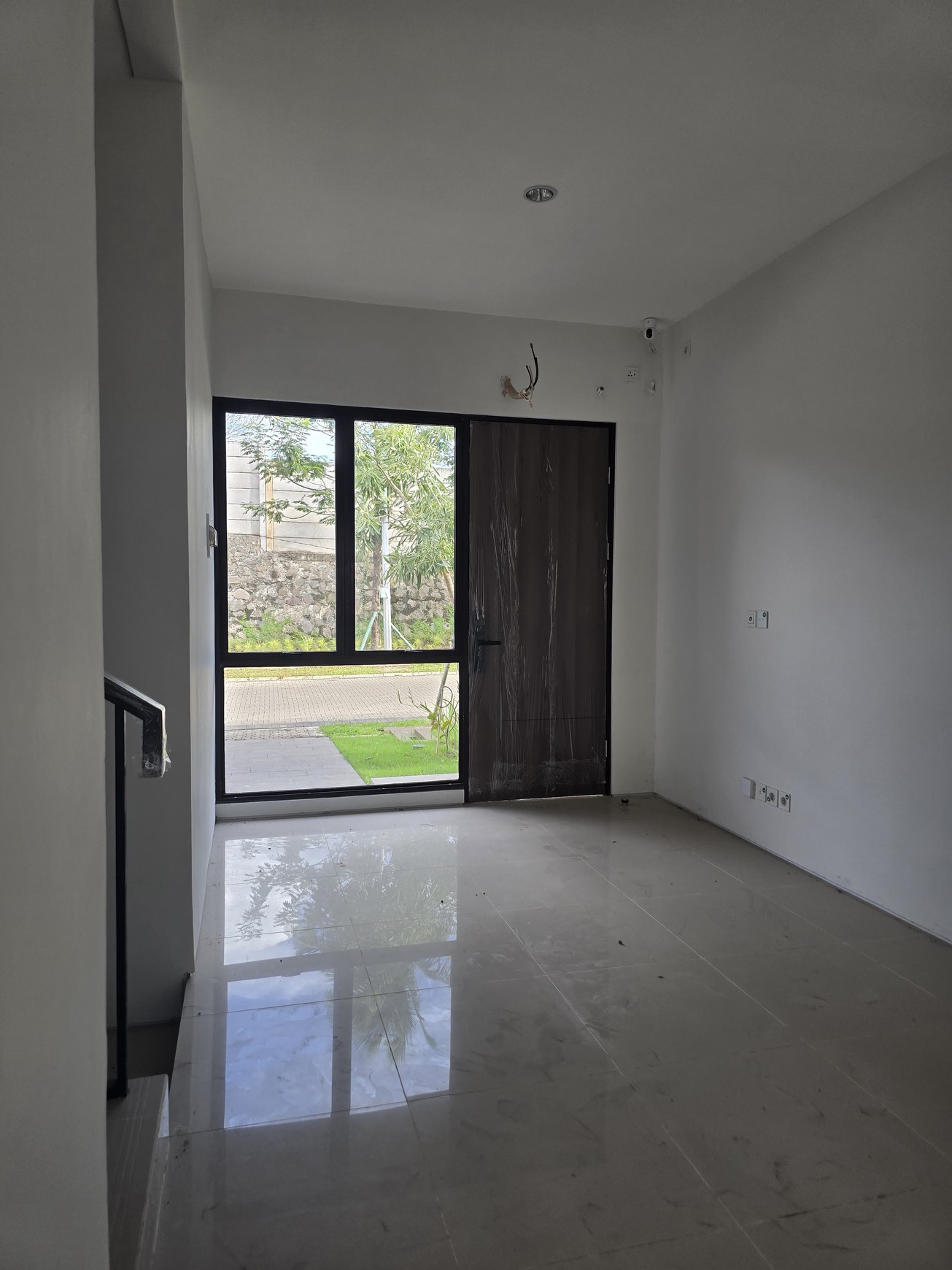 Dijual Rumah minimalis modern di Citra Garden Serpong BSD Tangerang Selatan